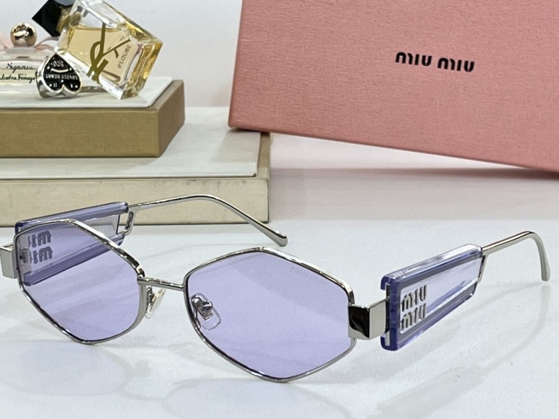 Miu miu Sunglasses